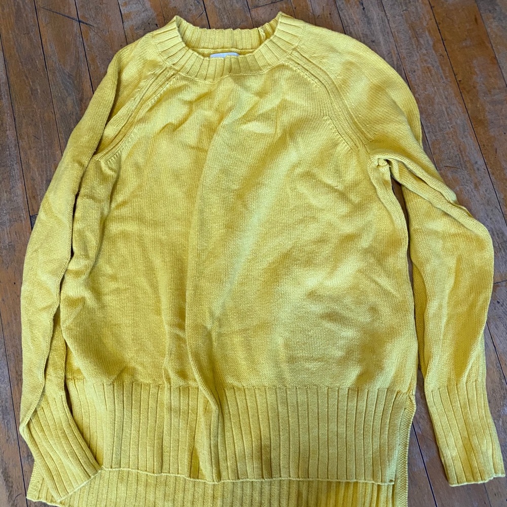 Yellow sweater
